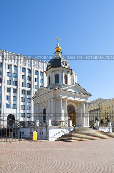 Москва. Храм-часовня Бориса и Глеба на Арбатской площади (2014 год). Стоковое фото, фотограф Елена Коромыслова / Фотобанк Лори