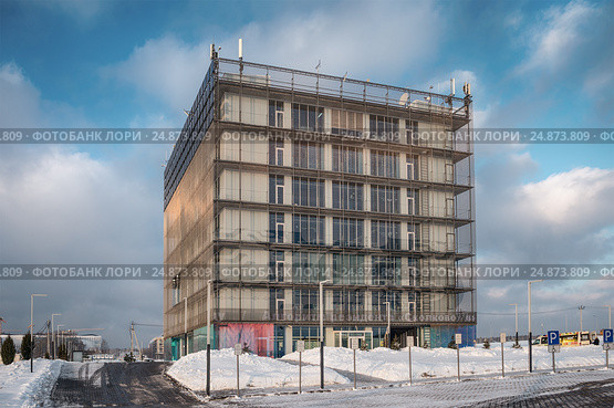 Москва. Инноград "Сколково" Бизнес-центр "Гиперкуб". Архитектор Борис Бернаскони. (2017 год). Редакционное фото, фотограф Светлана Васильева / Фотобанк Лори