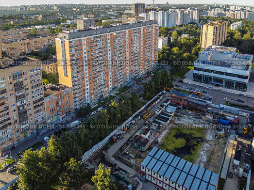 Москва, Нагорный район, реконструкция Площади академика Вишневского (2020 год). Редакционное фото, фотограф glokaya_kuzdra / Фотобанк Лори