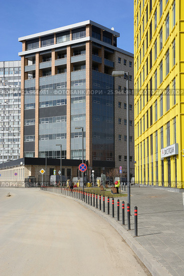 Москва, Новодмитровская улица (2017 год). Редакционное фото, фотограф Alexei Tavix / Фотобанк Лори