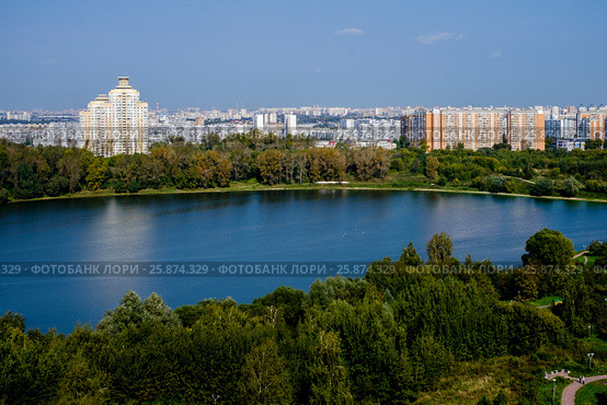 Москва, Орехово-Борисово, вид сверху на Борисовские пруды (2016 год). Стоковое фото, фотограф glokaya_kuzdra / Фотобанк Лори