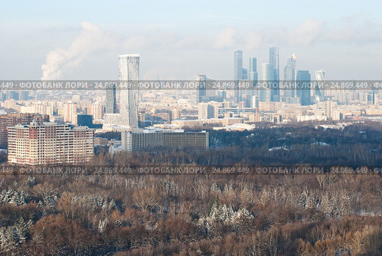 Москва. Районы Раменки и Дорогомилово. Вид с главного здания МГУ (2016 год). Редакционное фото, фотограф Ольга Пашкова / Фотобанк Лори
