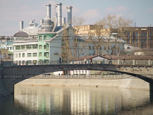 Москва, Россия - 11 апреля 2019: Городской пейзаж. Редакционное фото, фотограф YuryKara / Фотобанк Лори