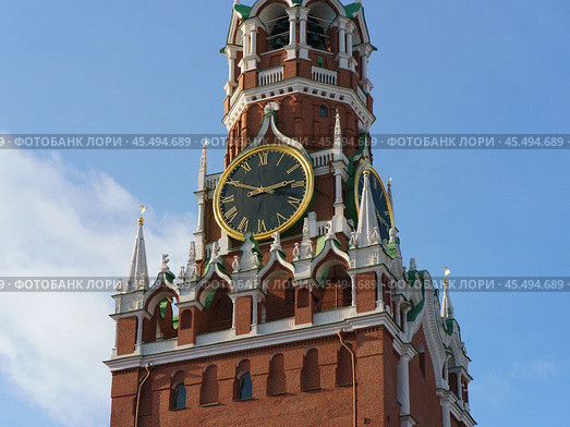 Москва, Россия, Спасская башня Кремля. Ближний план. 2019. Редакционное фото, фотограф YuryKara / Фотобанк Лори