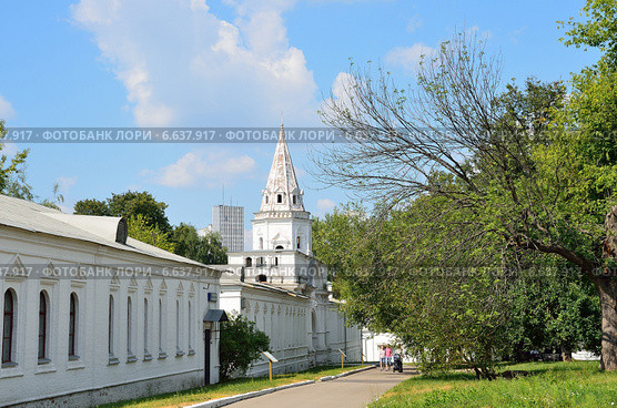 Москва, царская усадьба Измайлово, Задние ворота (1682 год) (2014 год). Редакционное фото, фотограф Овчинникова Ирина / Фотобанк Лори