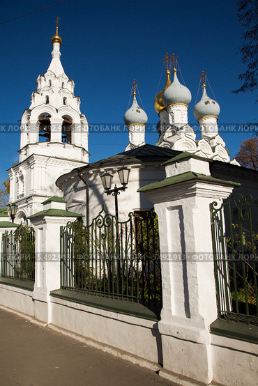 Москва. Церковь Николая Чудотворца в Пыжах на Большой Ордынке (1672) (2013 год). Стоковое фото, фотограф Михаил Ворожцов / Фотобанк Лори