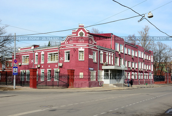 Москва, улица Матросская Тишина, дом 15/17, строение 1 (2017 год). Стоковое фото, фотограф Alexei Tavix / Фотобанк Лори