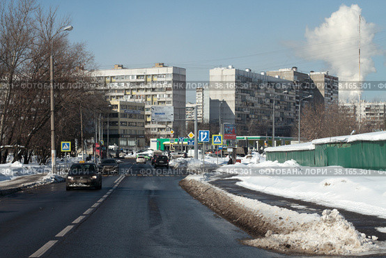 Москва улица Сталеваров при выезда на шоссе Энтузиастов (2018 год). Редакционное фото, фотограф Дмитрий Неумоин / Фотобанк Лори