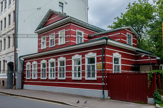 Москва, Замоскворечье, Голиковский переулок, 9, особняк "Дом Критского" (2020 год). Редакционное фото, фотограф glokaya_kuzdra / Фотобанк Лори