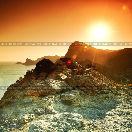 Mountains and sea at sunset. Crimea landscape. Nature background. Стоковое фото, агентство Ingram Publishing / Фотобанк Лори