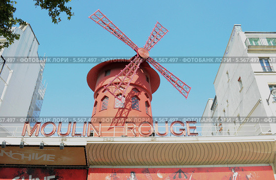 Мулен Руж (Moulin Rouge), Париж, Франция (2013 год). Редакционное фото, фотограф Дарья Кравченко / Фотобанк Лори