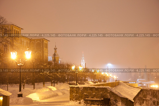 На набережной реки Цны. Ночной Тамбов (2013 год). Стоковое фото, фотограф Карелин Д.А. / Фотобанк Лори