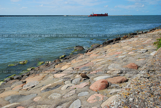 Набережная города Балтийск. Морской пейзаж (2014 год). Стоковое фото, фотограф Инесса Гаварс / Фотобанк Лори