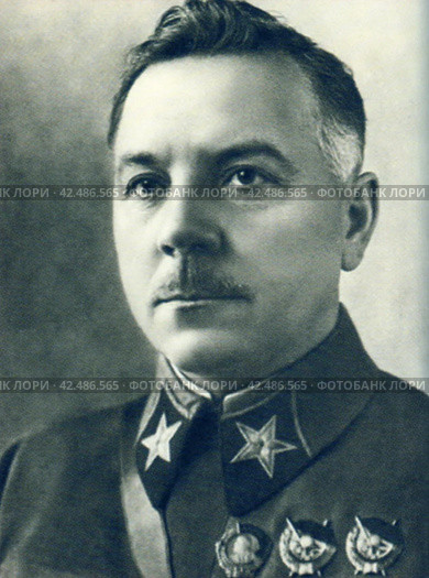 Народный комиссар обороны СССР Климент Ефремович Ворошилов (1881-1969), маршал. Ему принадлежит рекорд продолжительности пребывания в Политбюро ЦК ВКП(б)/ЦК КПСС, Президиуме ЦК КПСС - 34,5 года. Редакционное фото, фотограф Сергей Елизарьев / Фотобанк Лори