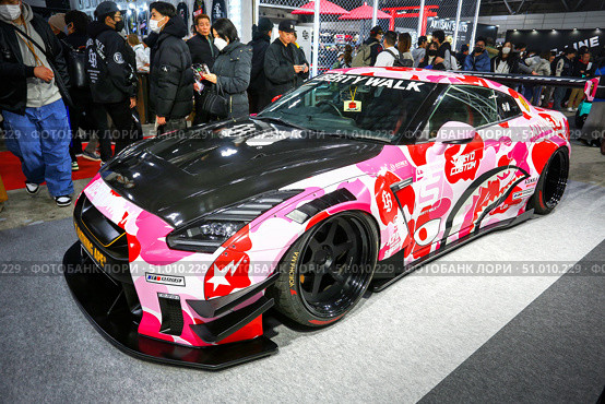 Nissan GT-R. Редакционное фото, фотограф Art Konovalov / Фотобанк Лори
