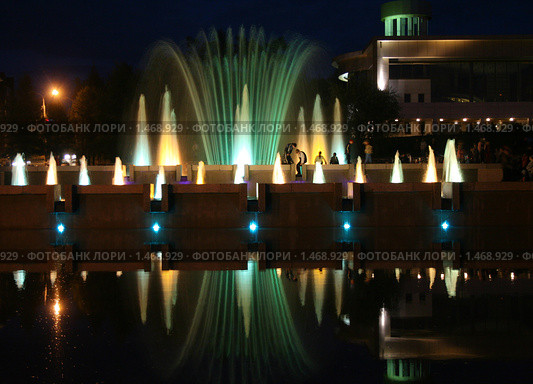 Ночной Иркутск (2008 год). Редакционное фото, фотограф Лут Ольга / Фотобанк Лори
