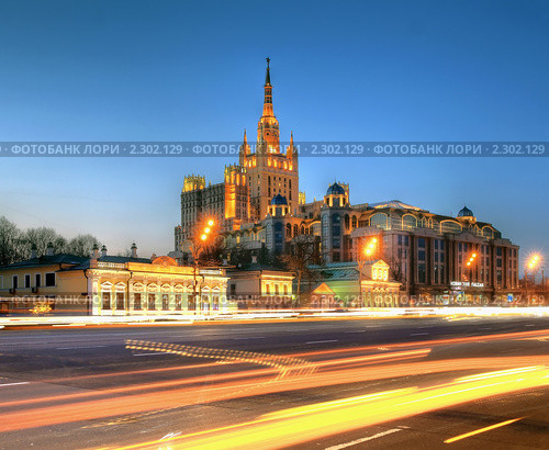 Новинский бульвар. Новинский пассаж. (2009 год). Стоковое фото, фотограф Юрий Кирсанов / Фотобанк Лори