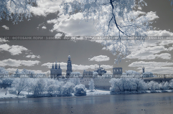Новодевичий монастырь (2012 год). Стоковое фото, фотограф Валерий Пчелинцев / Фотобанк Лори