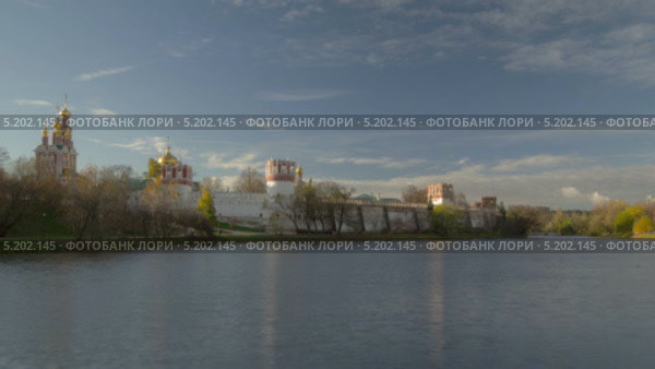 Новодевичий монастырь в Москве, таймлапс (2013 год). Стоковое видео, видеограф Кирилл Трифонов / Фотобанк Лори