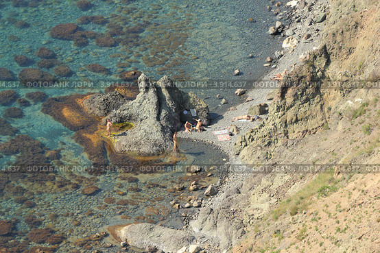 Нудистский пляж в Крыму. Мыс Лермонтова в Севастополе. Стоковое фото, фотограф Rekacy / Фотобанк Лори