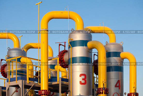Оборудование газораспределительной станции: фильтры. Стоковое фото, фотограф Донцов Евгений Викторович / Фотобанк Лори