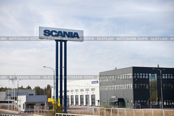 Офис шведского производителя грузовых автомобилей Scania AB (2020 год). Редакционное фото, фотограф Victoria Demidova / Фотобанк Лори