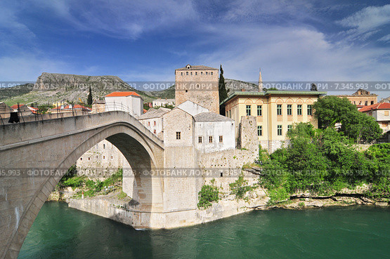 Old bridge in Mostar Bosnia and Herzegovina. Стоковое фото, агентство BE&W Photo / Фотобанк Лори
