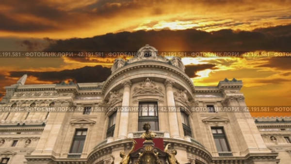 Opera Garnier (Garnier Palace) against the background of the sunset, Paris, France. (2024 год). Стоковое видео, видеограф Владимир Журавлев / Фотобанк Лори