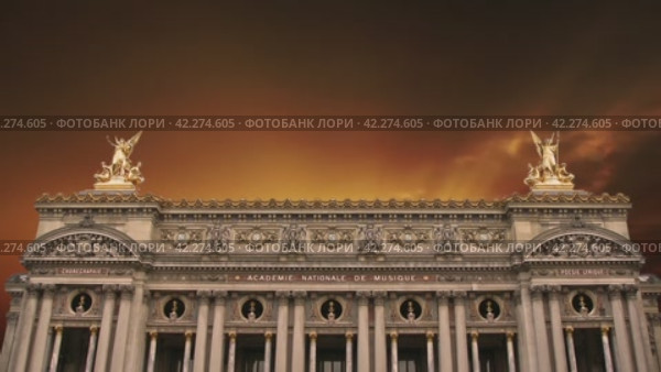 Opera Garnier (Garnier Palace) against the background of the sunset, Paris, France. (2024 год). Стоковое видео, видеограф Владимир Журавлев / Фотобанк Лори