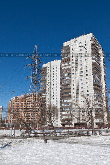 Опора ЛЭП на улице Академика Пилюгина.Москва. (2011 год). Стоковое фото, фотограф Lora / Фотобанк Лори