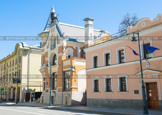 Особняк Кекушевой. Улица Остоженка, дом 21, строение 1. Москва (2021 год). Редакционное фото, фотограф E. O. / Фотобанк Лори