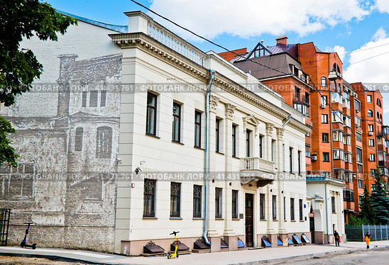 Особняк купца И.Н. Дёмина. Улица Казакова, дом 23, строение 1. Москва (2023 год). Редакционное фото, фотограф E. O. / Фотобанк Лори