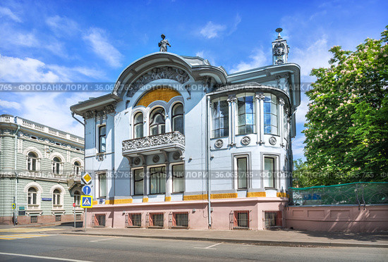 Особняк Миндовского на улице Поварской в Москве (2021 год). Стоковое фото, фотограф Baturina Yuliya / Фотобанк Лори