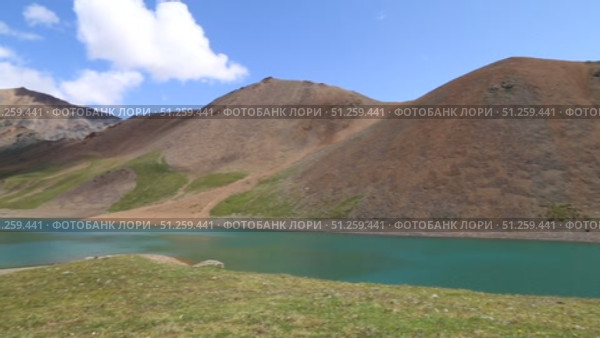 Озеро Горных Духов, Катунский хребет, Улаганский район, близ села Акташ, Алтай. Стоковое видео, видеограф Римма Тельнова / Фотобанк Лори