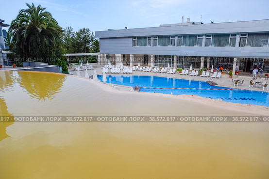Pam Thermal Hotel Hot spring mineral medicinal water (2019 год). Редакционное фото, фотограф Леонид Еремейчук / Фотобанк Лори