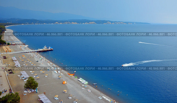 Панорама Пицундской бухты. Абхазия (2024 год). Редакционное фото, фотограф Александр Замараев / Фотобанк Лори