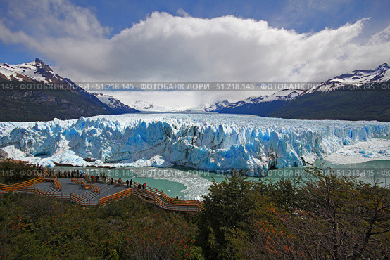 Perito Moreno glacier, Lago Argentino, Argentina. Ofer Zidon / Stocktrek Images/TASS. Стоковое фото, агентство ТАСС / Фотобанк Лори