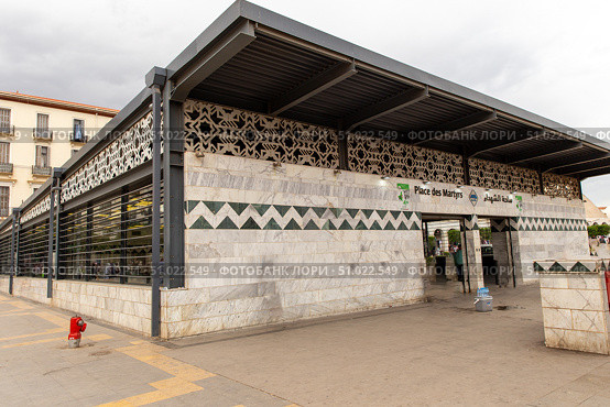 Place Martyrs metro station in the center of the capital of Algeria (2024 год). Стоковое фото, фотограф Евгений Ткачёв / Фотобанк Лори