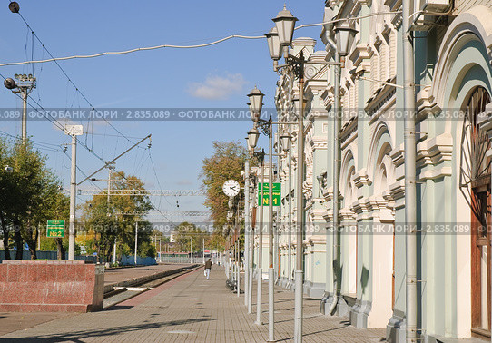 Платформы дальнего следования Рижского вокзала (2010 год). Редакционное фото, фотограф Алёшина Оксана / Фотобанк Лори