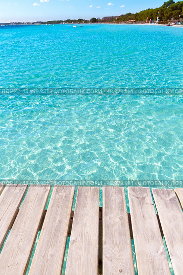 Platja de Alcudia beach pier in Mallorca Majorca at Balearic islands of Spain. Стоковое фото, агентство Ingram Publishing / Фотобанк Лори