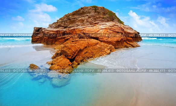 Playa las catedrales Catedrais beach in Ribadeo Galicia of Lugo Spain. Стоковое фото, агентство Ingram Publishing / Фотобанк Лори