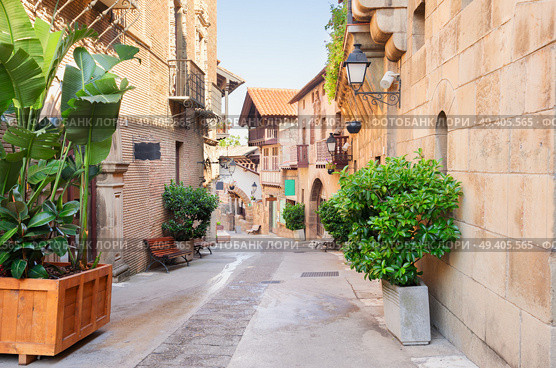 Poble Espanyol street, traditional architecture site in Barcelona, Catalonia Spain. Poble Espanyol, Barcelona. Стоковое фото, агентство Ingram Publishing / Фотобанк Лори