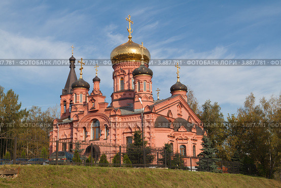Подмосковье. Храм Илии Пророка в селе Изварино (2011 год). Стоковое фото, фотограф Lora / Фотобанк Лори