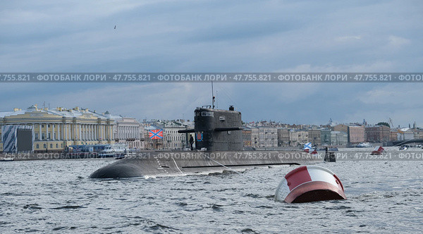 Подводная лодка в акватории Невы. Подготовка к параду в честь дня ВМФ (2023 год) Редакционное фото, фотограф Терехова Марина / Фотобанк Лори