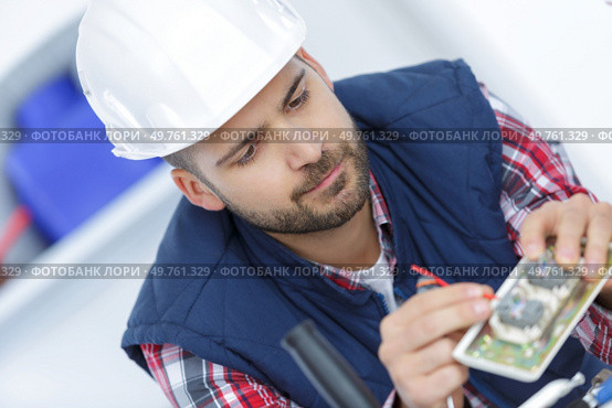 portrait of a construction builder worker. Стоковое фото, агентство Ingram Publishing / Фотобанк Лори