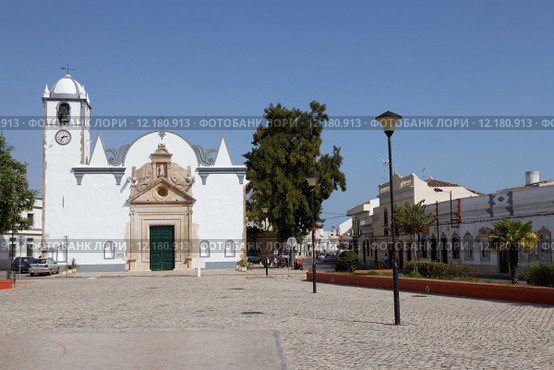 portugal algarve kirche dorfplatz igreja. Стоковое фото, фотограф Willy Brüchle / PantherMedia / Фотобанк Лори