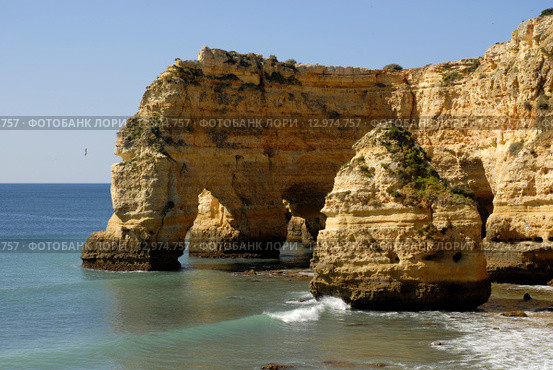 portuguese Algarve beach, the south of the country. Стоковое фото, фотограф Rui Vale de Sousa / PantherMedia / Фотобанк Лори