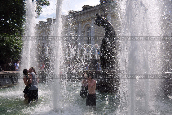 Поцелуй. Редакционное фото, фотограф Белов Максим Евгеньевич / Фотобанк Лори
