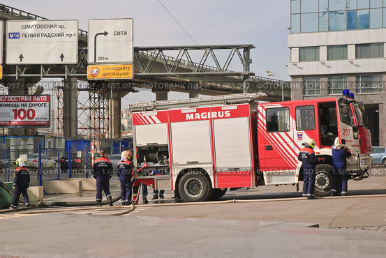 Пожарная часть в  "Северной башне" делового центра "Москва-сити" (2010 год). Редакционное фото, фотограф Алёшина Оксана / Фотобанк Лори