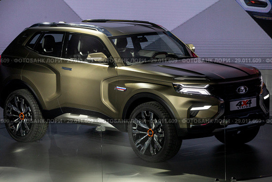 Презентация концепта нового российского внедорожника Lada 4х4 Vision на Московском международном автомобильном салоне (ММАС – 2018) в МВЦ "Крокус Экспо", Россия. Редакционное фото, фотограф Николай Винокуров / Фотобанк Лори